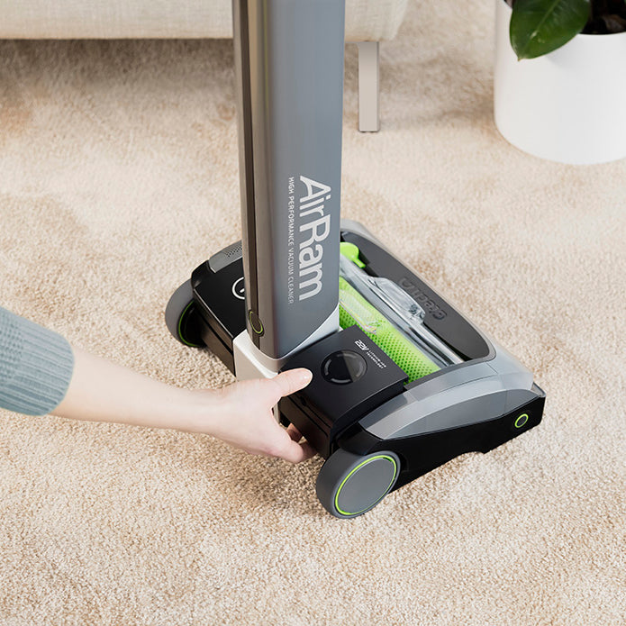 Cordless vs Cord Vacuums for Businesses