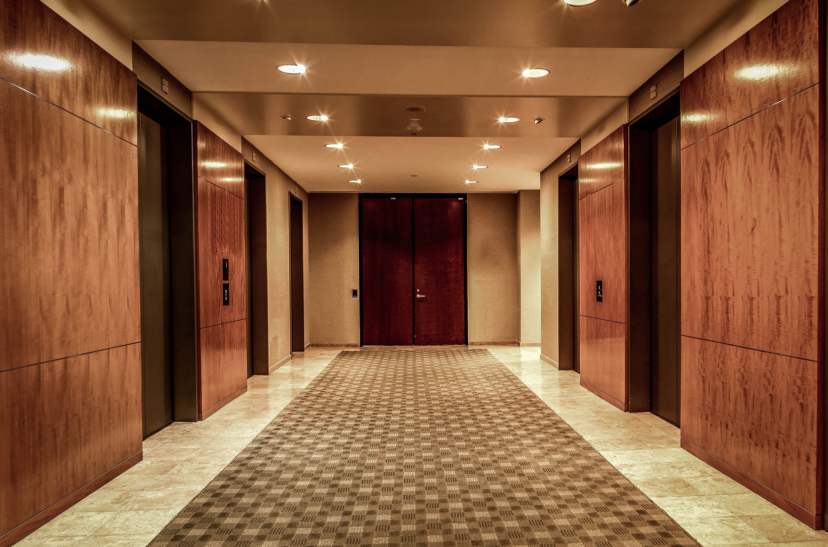 What Vacuums Do Hotels Use?